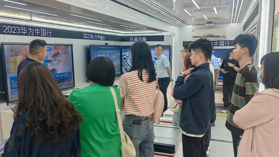 巡展拓市場 | 向下扎根，向外生長
